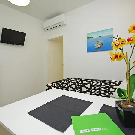 Apartment Strandhaus Dalmatien Iva *